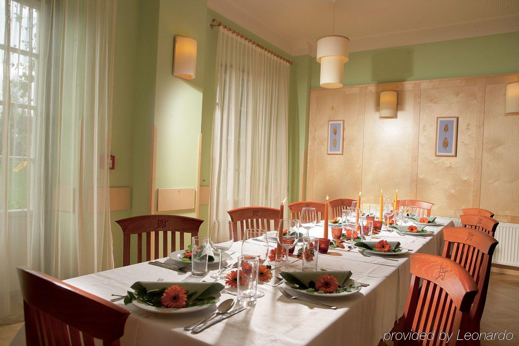 Jufa Hotel Fuerstenfeld Εξωτερικό φωτογραφία