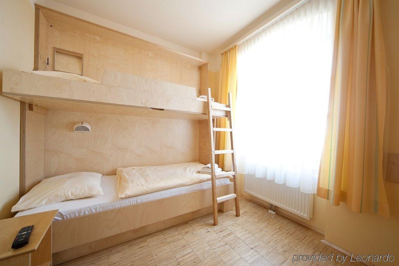 Jufa Hotel Fuerstenfeld Δωμάτιο φωτογραφία
