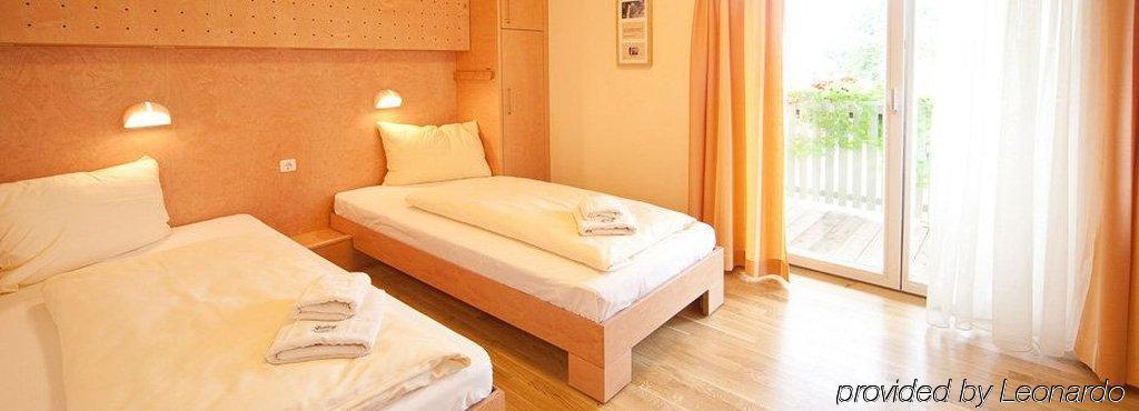 Jufa Hotel Fuerstenfeld Δωμάτιο φωτογραφία