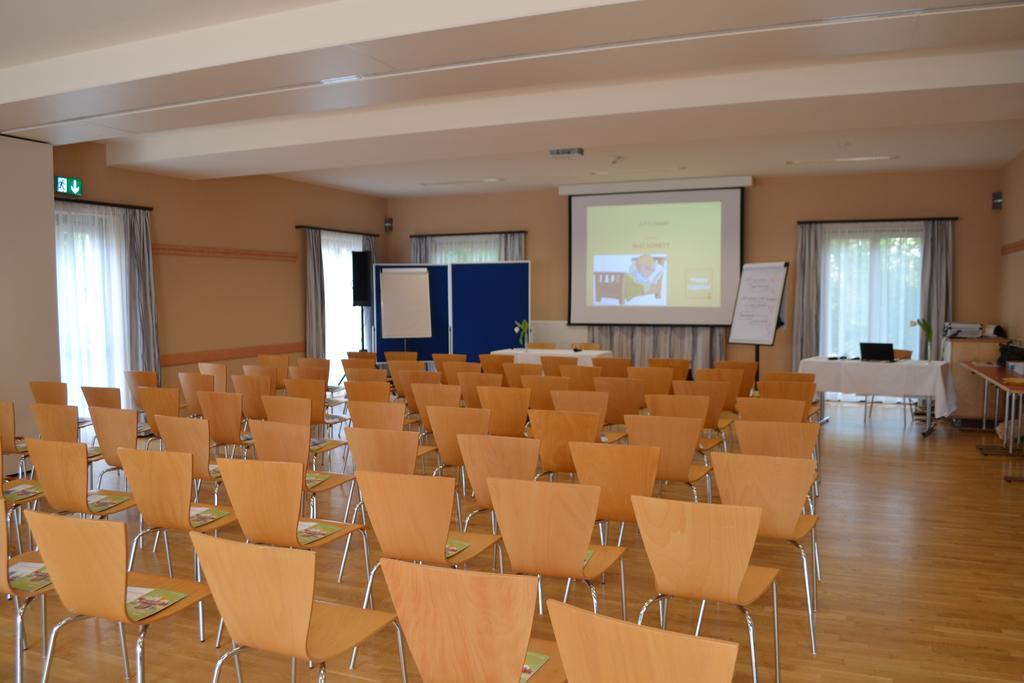 Jufa Hotel Fuerstenfeld Εξωτερικό φωτογραφία