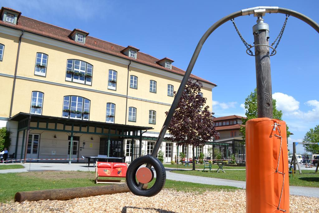 Jufa Hotel Fuerstenfeld Εξωτερικό φωτογραφία