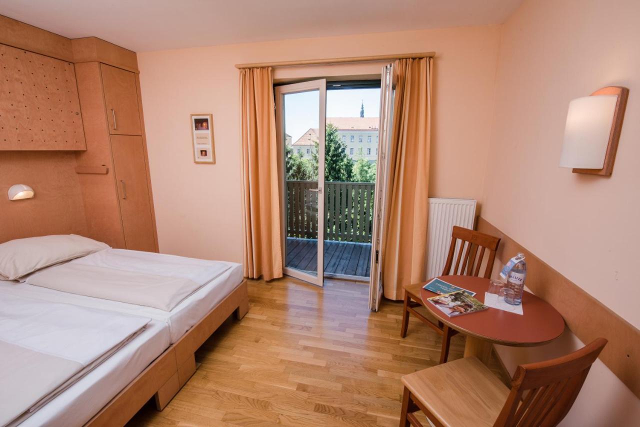 Jufa Hotel Fuerstenfeld Δωμάτιο φωτογραφία